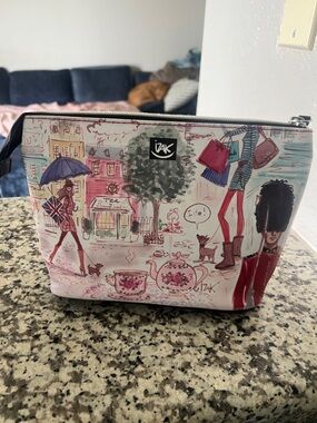 London Illustration Cosmetic Pouch - Red, Cream Excellent Condition